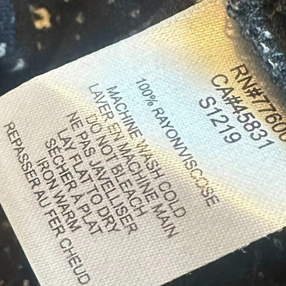 Saltwater Luxe Black Floral Jumpsuit Romper Flowy Boho Size Small Women's - Picture 13 of 13